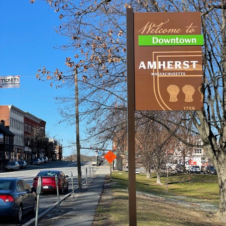 Welcome to Amherst sign